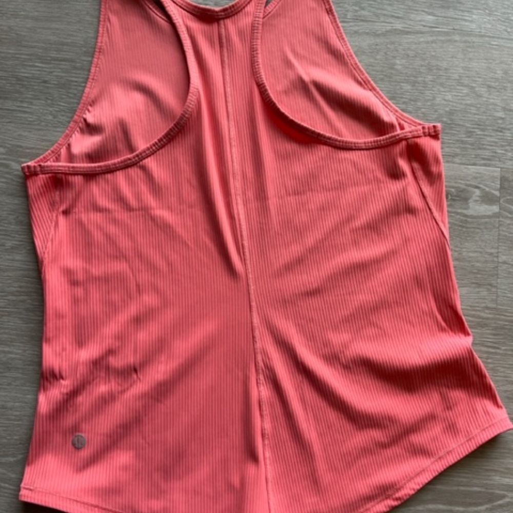 Base Pace Ribbed Tank Top Color: Raspberry Cream Size 10 - Picture 2 of 4